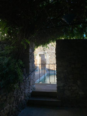Le charme au centre du village